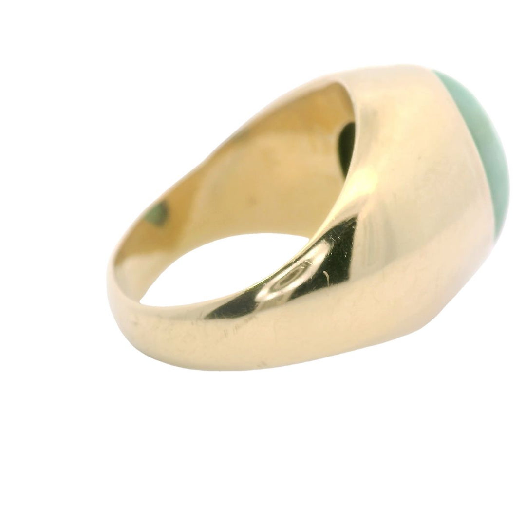 Oval Cabochon Jade and 14K Yellow Gold Vintage Ring