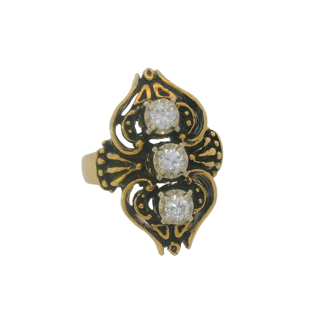 Antique Three Stone Diamond and 14K Gold Ring