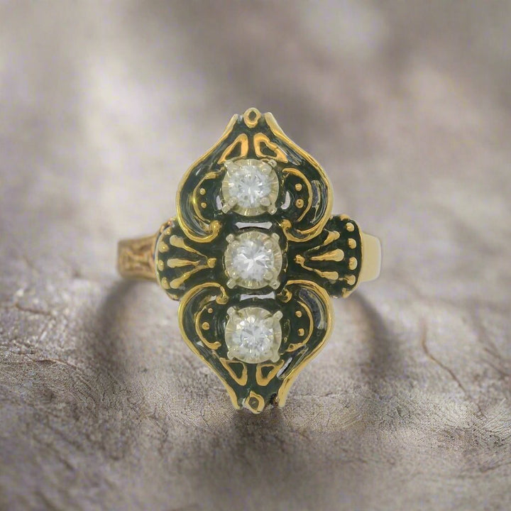 Antique Three Stone Diamond and 14K Gold Ring