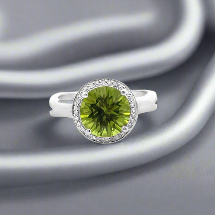 Round Peridot and Diamond 14K White Gold Cocktail Ring