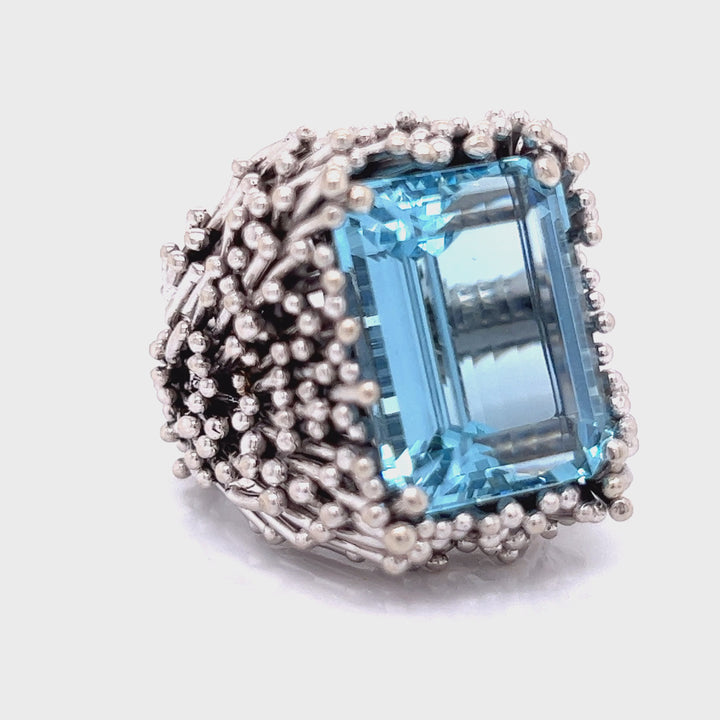 Designer 20.20 Carat Aquamarine Estate Ring